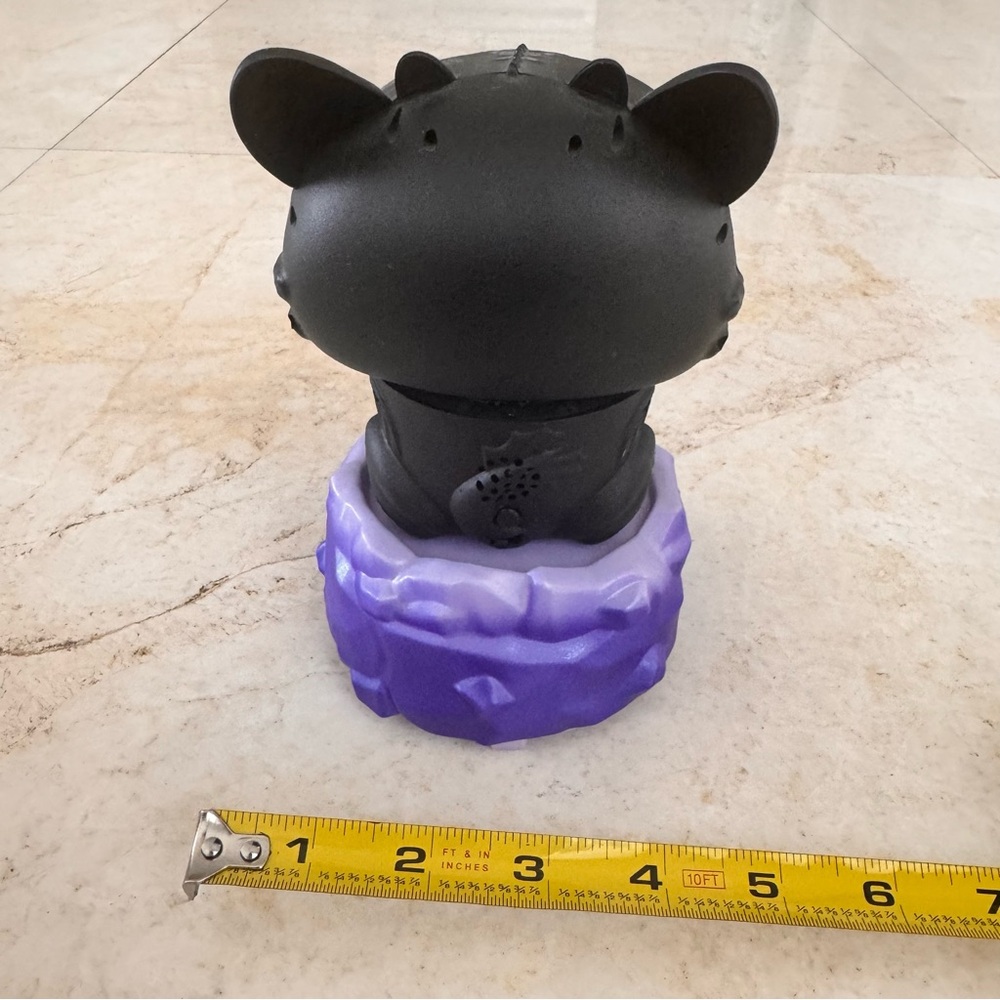 Spin Master Toothless Dragon Interactive Toy - Picture 5 of 9